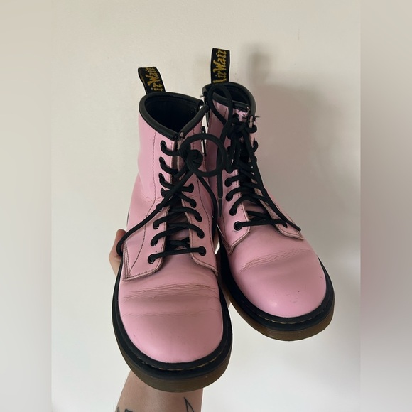 Dr Marten Pink Kids Size 2 - Picture 2 of 11